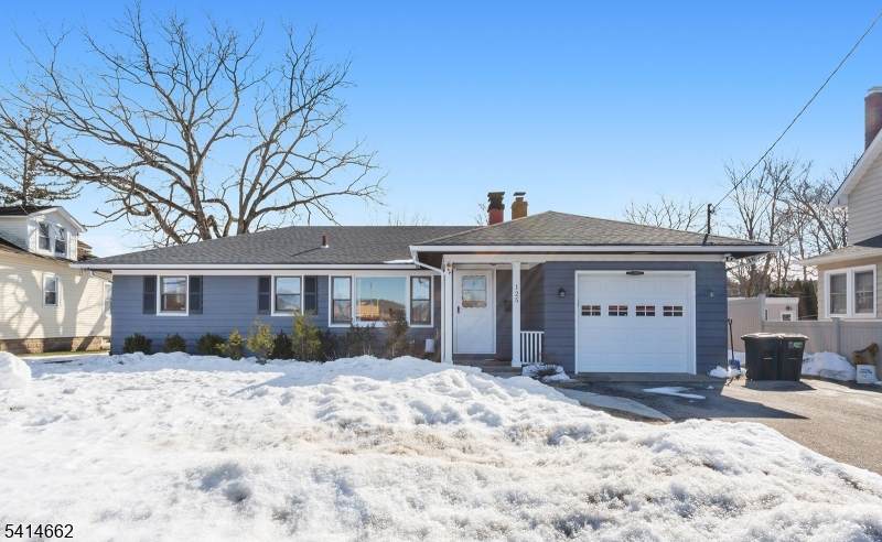 125 Meadowbrook Ave - Photo 1