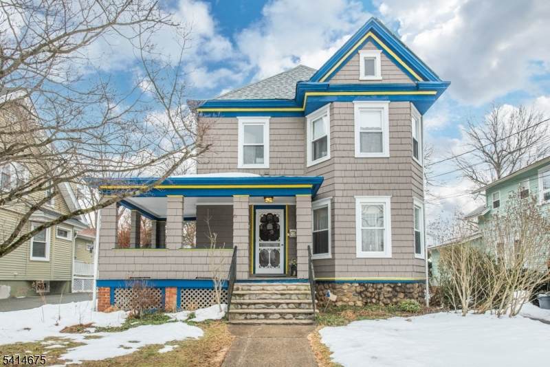 66 Park Ave - Photo 1