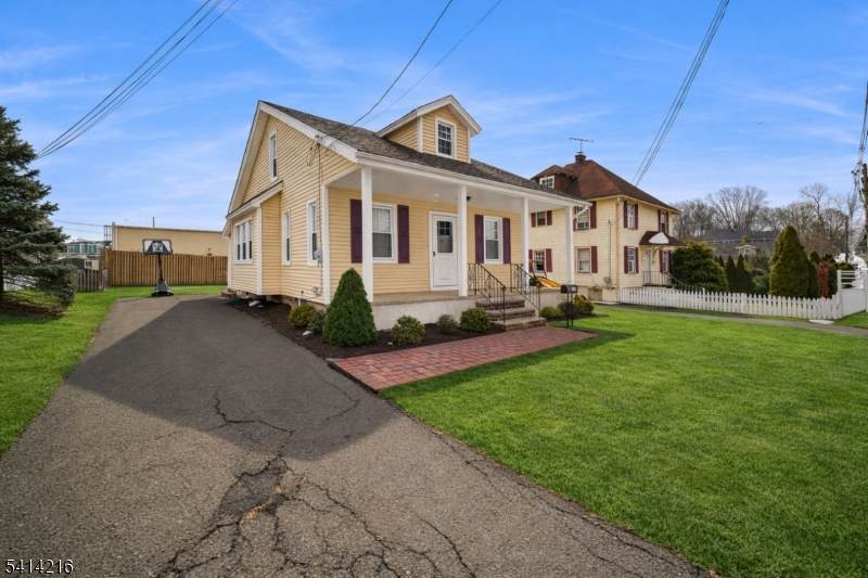 239 Washington St - Photo 1
