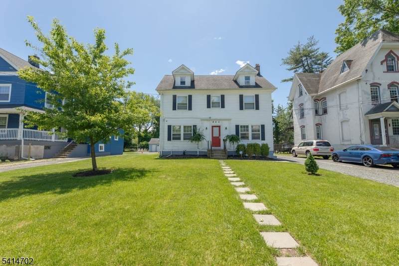 940 Prospect Ave - Photo 1