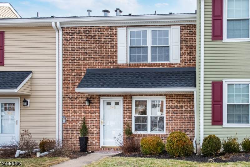 345 Gettysburg Way - Photo 1