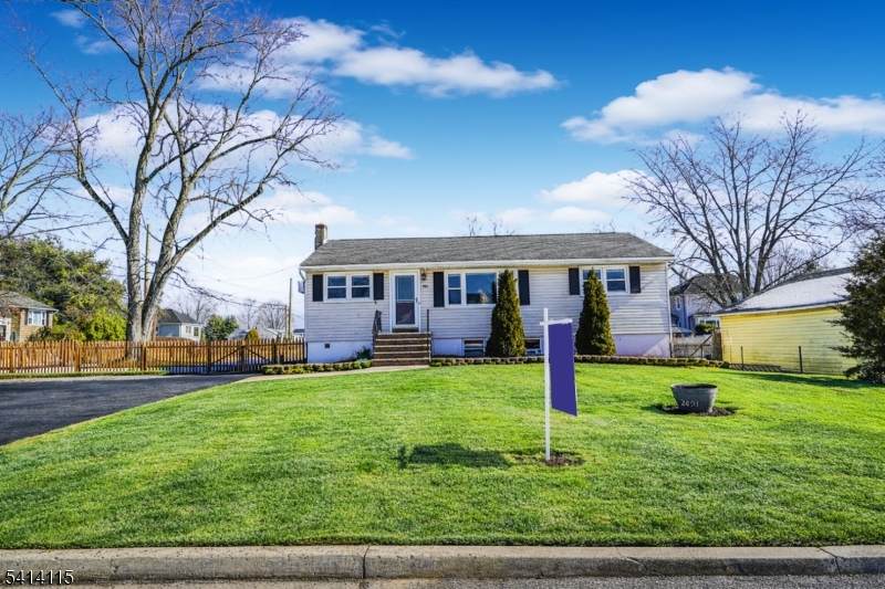 2401 Cooper St - Photo 1