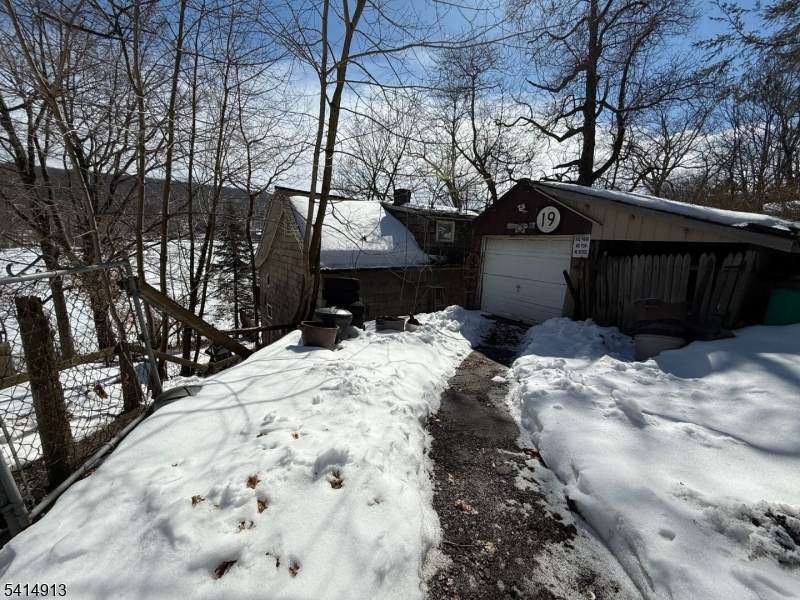 19 Up Grnwd Rd - Photo 1