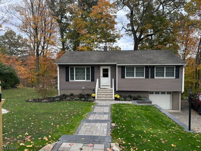 31 Weir Pl - Photo 1