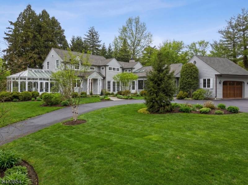 51 Woodcrest Ave - Photo 1