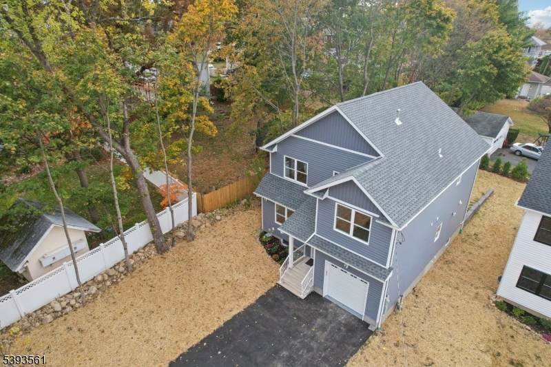 120 Addison St - Photo 1