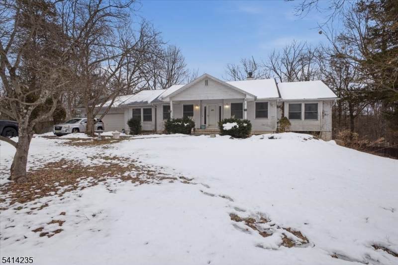 142 N Locust Lake Rd - Photo 1