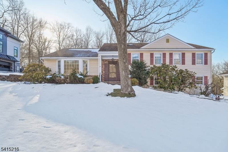 53 Sherbrook Dr - Photo 1