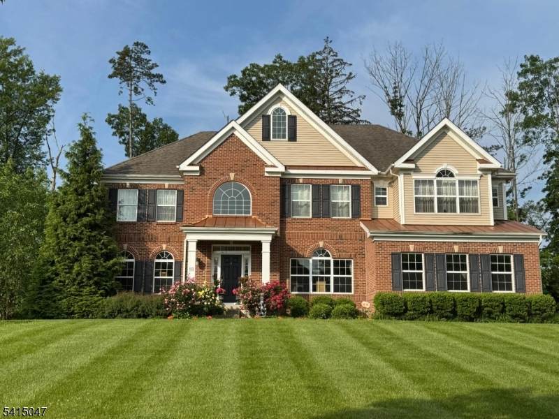 18 Walden Pl - Photo 1