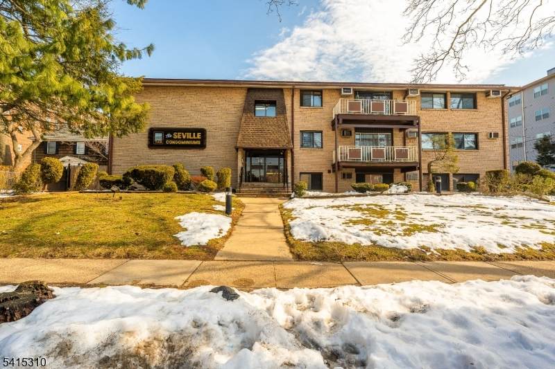 747 N Broad St - Photo 1
