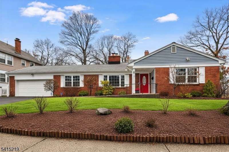 1 Hilltop Pl - Photo 1