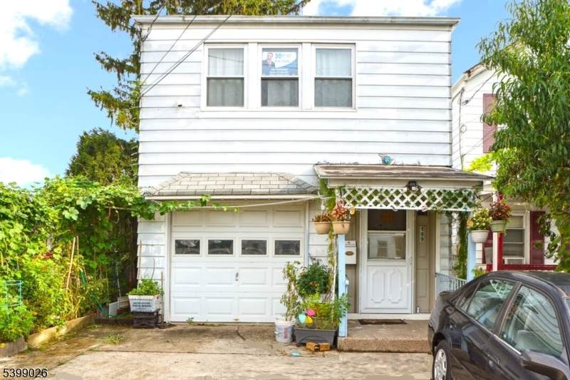 109 Dixon Ave - Photo 1