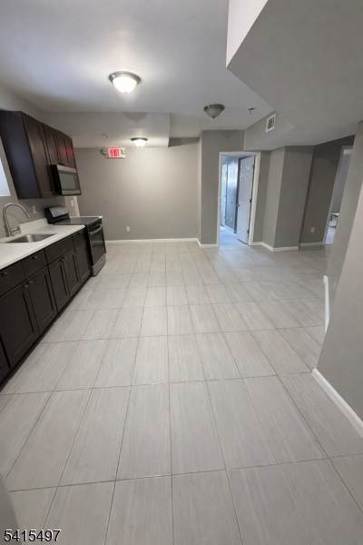 31 Cambridge St - Photo 1