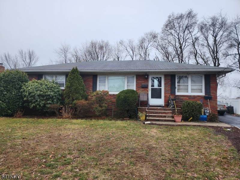 162 Rutgers Pl - Photo 1