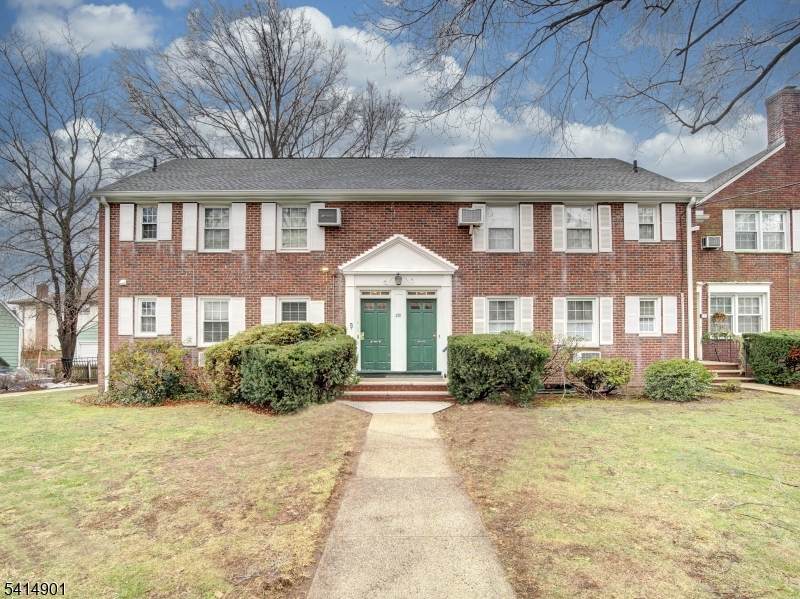 251 Elmwood Ave - Photo 1