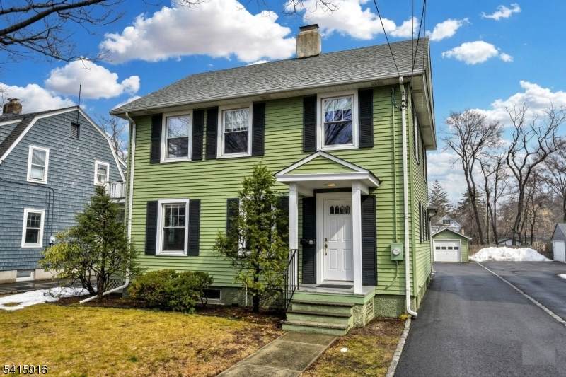65 S Maple Ave - Photo 1