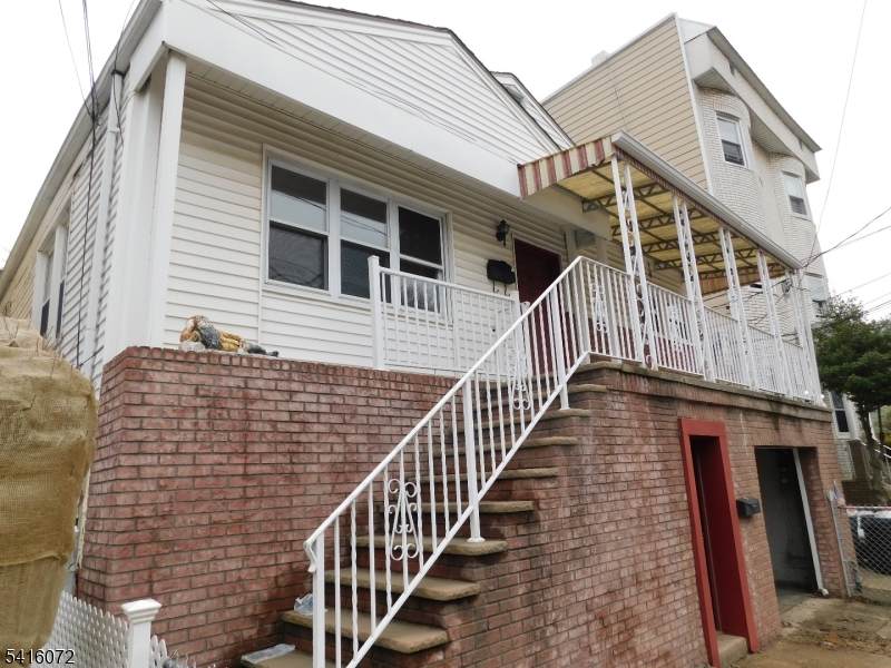 21 W 14Th St - Photo 1