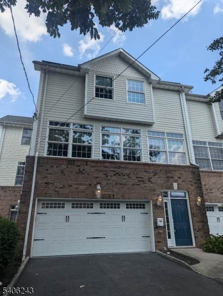 200 Burnett Ave - Photo 1
