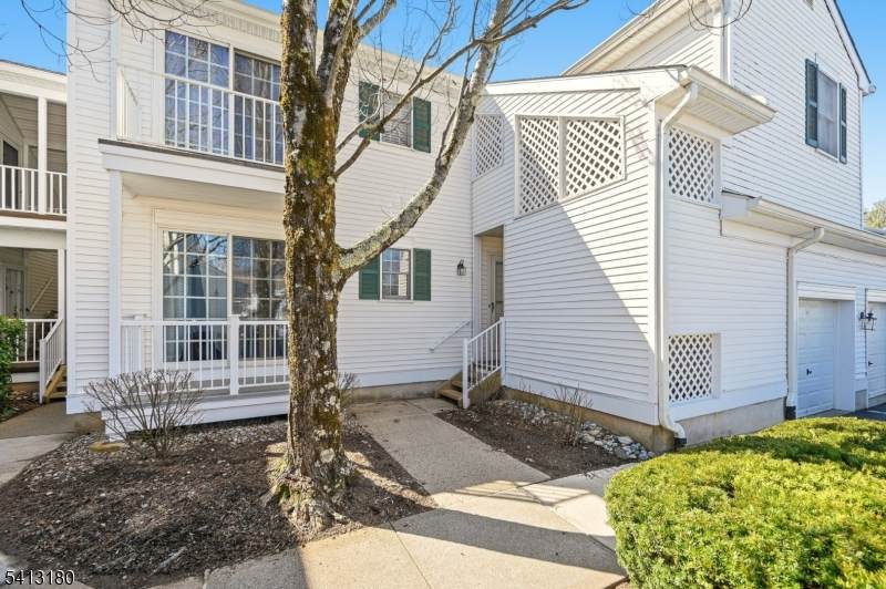 12 Smithfield - Photo 1