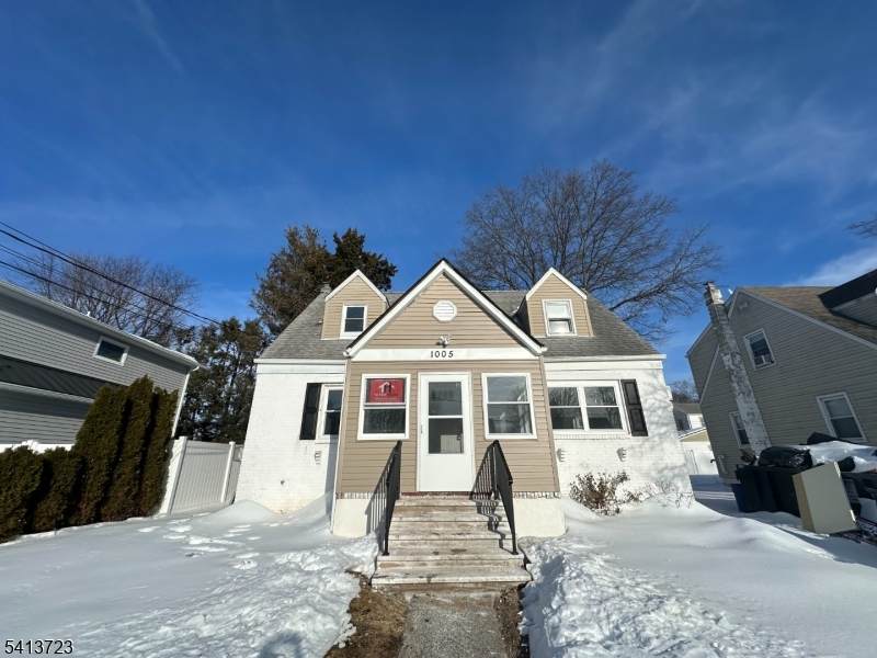 10 2nd St - Photo 1