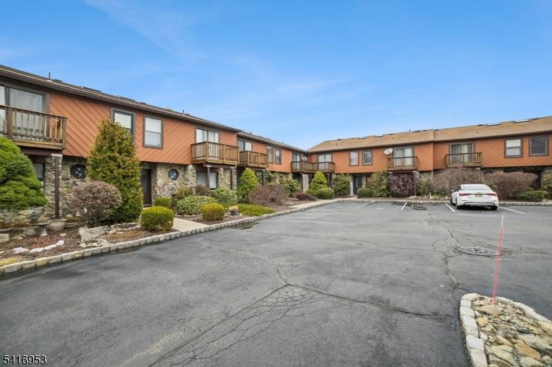 1 Brookside Hts - Photo 1