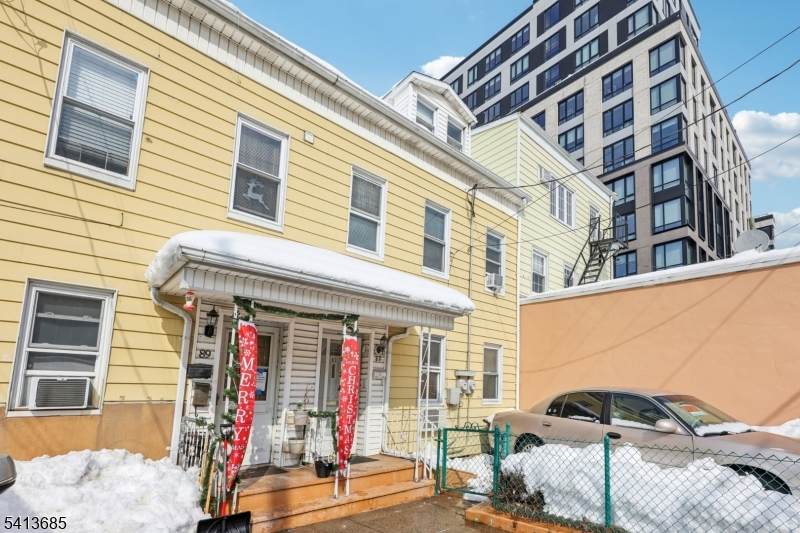 87 Union St - Photo 1