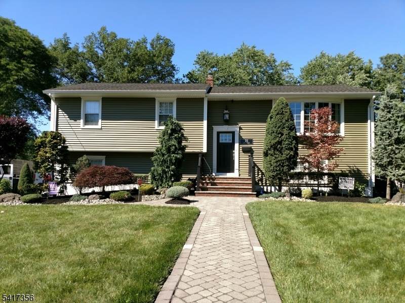 25 Kent Pl - Photo 1