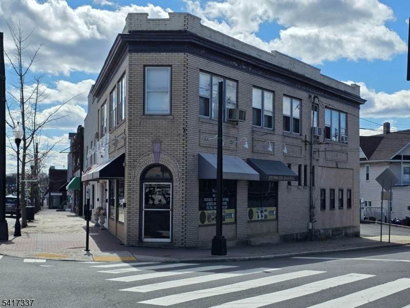 200 S Main St - Photo 1