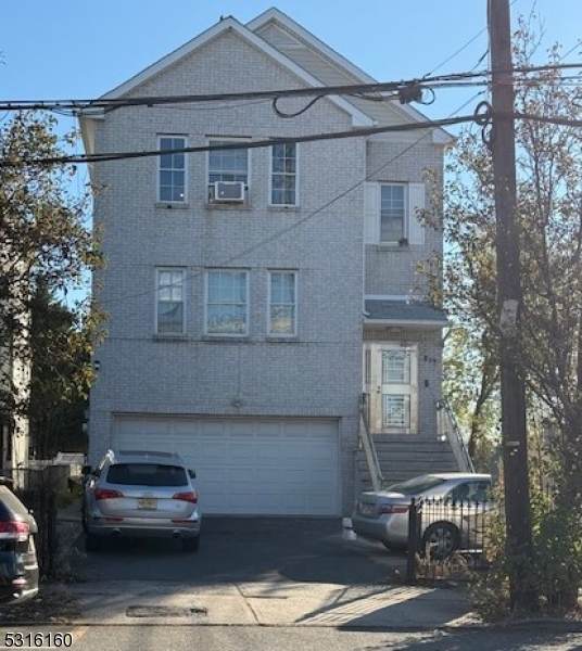 517 Irvine Turner Blvd - Photo 1