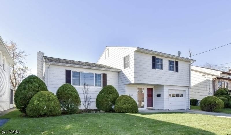 2462 Woodside Rd - Photo 1