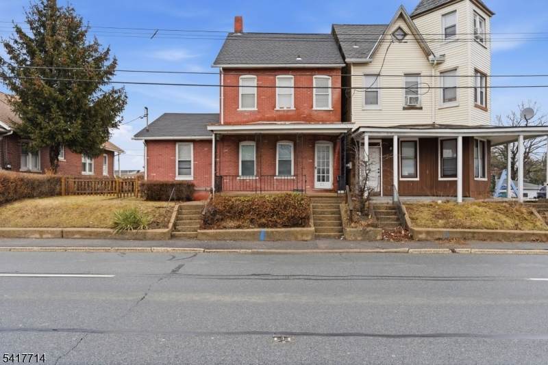 575 Memorial Pkwy - Photo 1