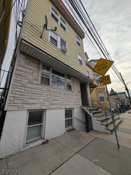 22 Somme St - Photo 1