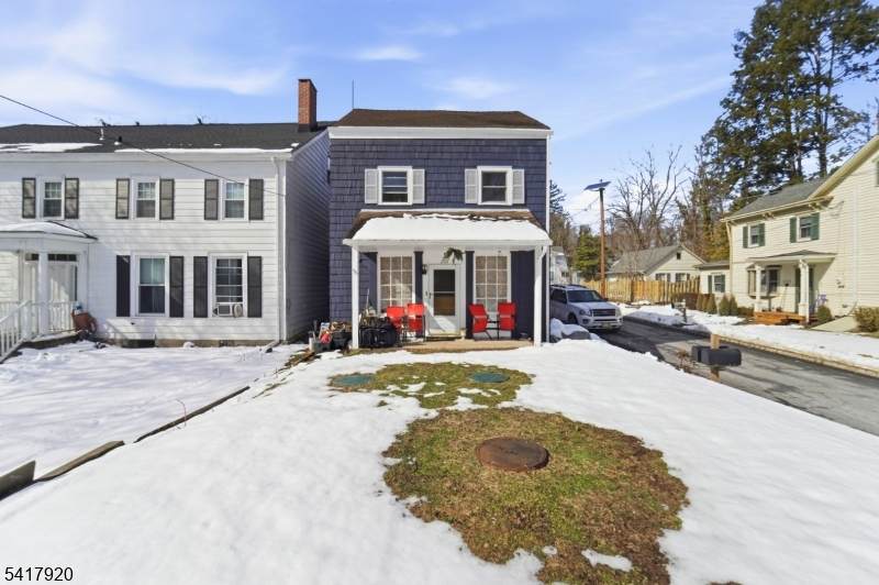 206 Ann St - Photo 1