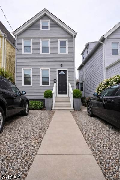 633 Thomas Blvd - Photo 1