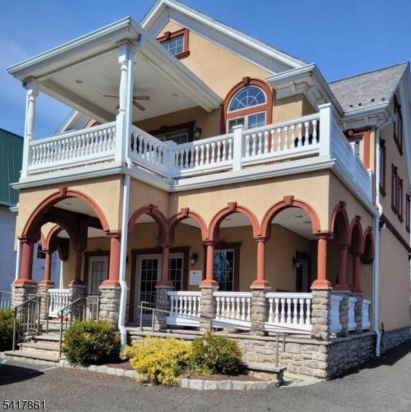 105 South Ave - Photo 1