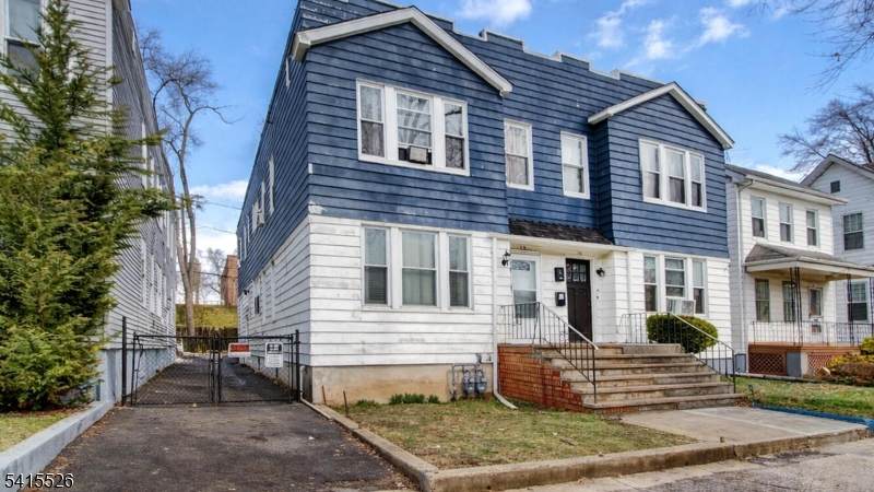 18 Mckay Ave - Photo 1