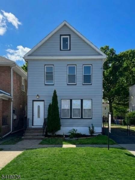 1920 S Wood Ave - Photo 1