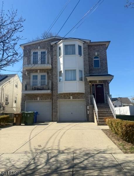 529 Monmouth Ave - Photo 1