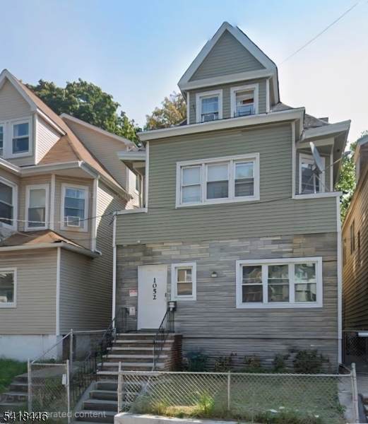 1052 Grove St - Photo 1