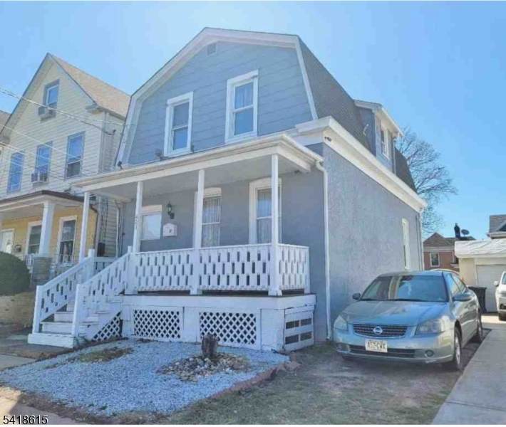 421 Brace Ave - Photo 1
