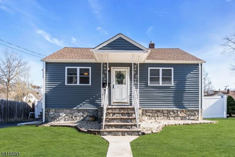 60 Watson Dr - Photo 1