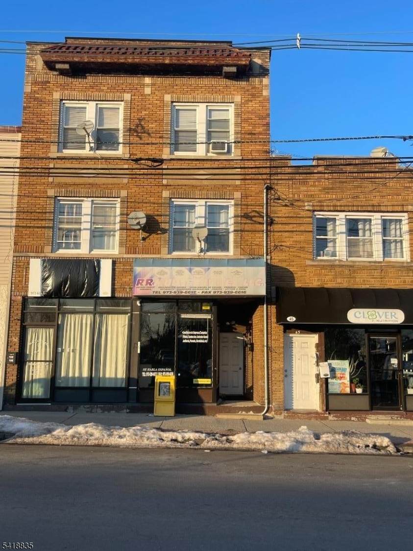 45 Washington St - Photo 1