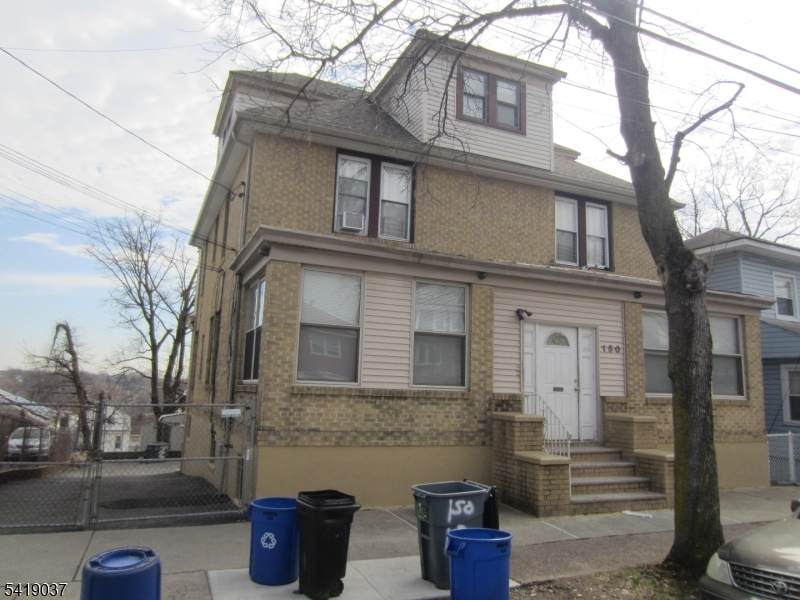 150 Hillside Ter - Photo 1