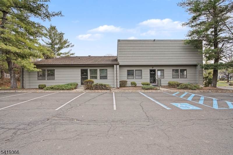31 Mountain Boulevard - Photo 1