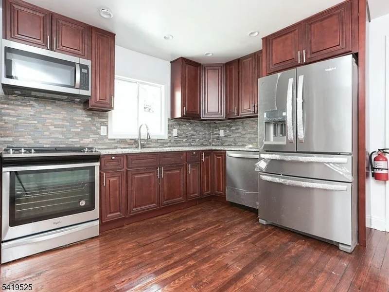 202 Kerrigan Blvd - Photo 1