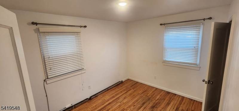 164 Oak St - Photo 1