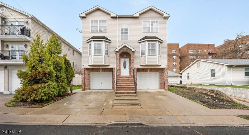 117 Stiles St - Photo 1