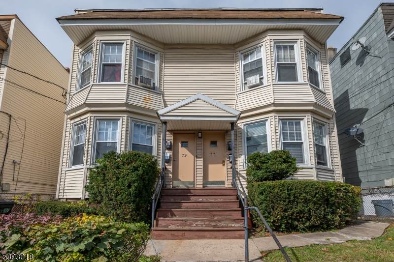 77 Harrison Ave - Photo 1