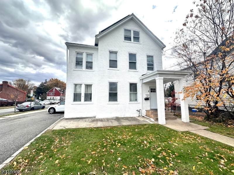 80 Belleville Ave - Photo 1