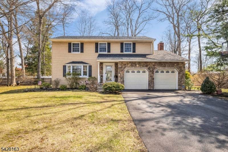 1 Sylvan Ct - Photo 1